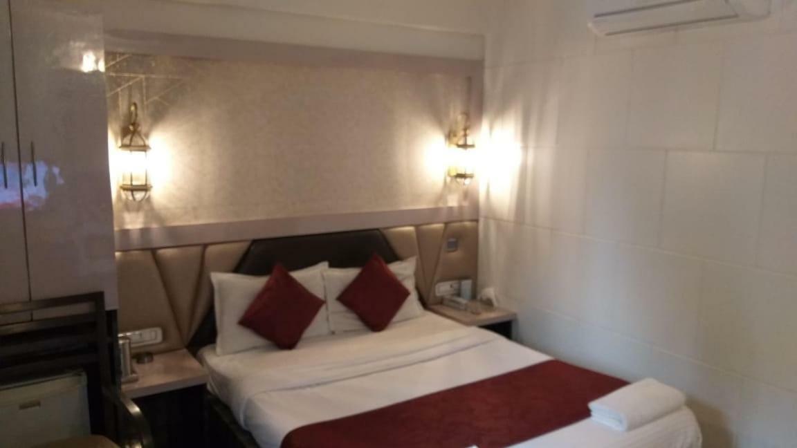 Hotel Sapna Marine Mumbai Exterior foto
