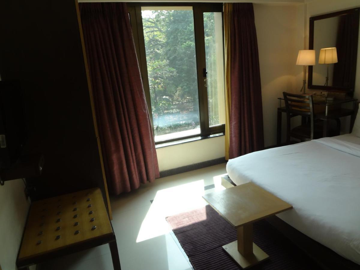 Hotel Sapna Marine Mumbai Exterior foto